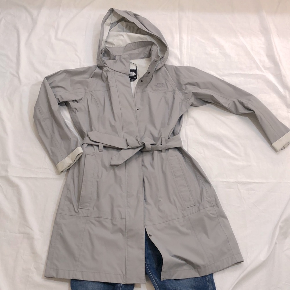 NORTH FACE trench raincoat, light compact.